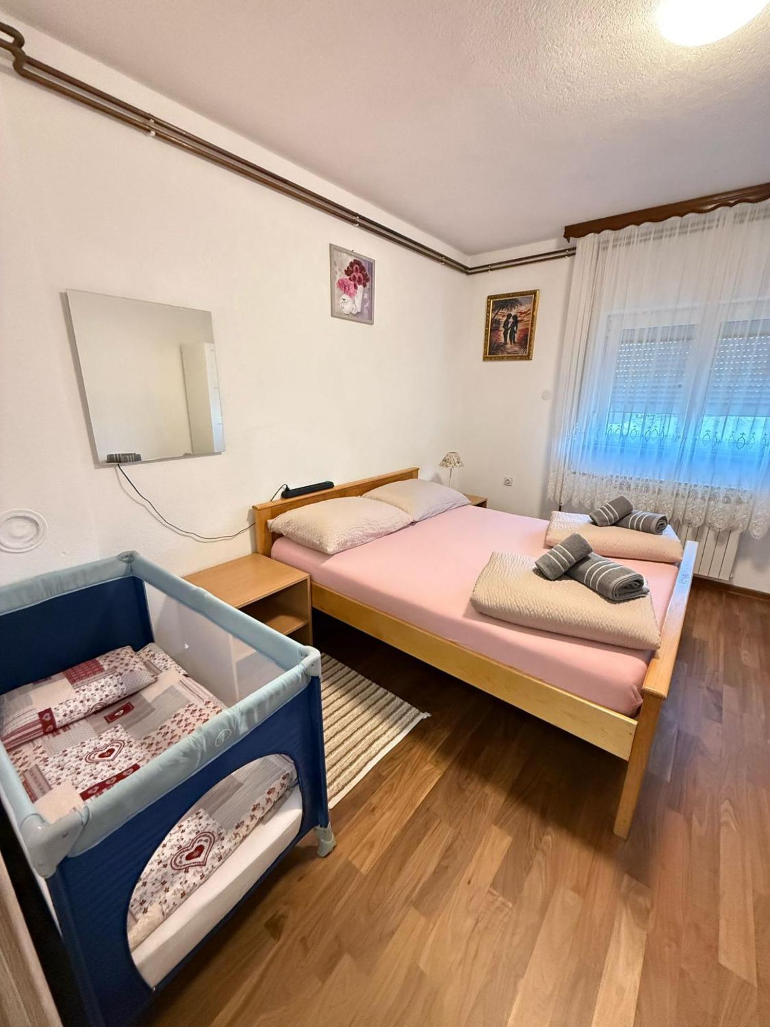 Apartments Marija Vrelo Koreničko エクステリア 写真